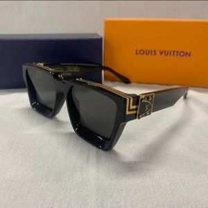 Louis Vuitton men's fashion sunglasses